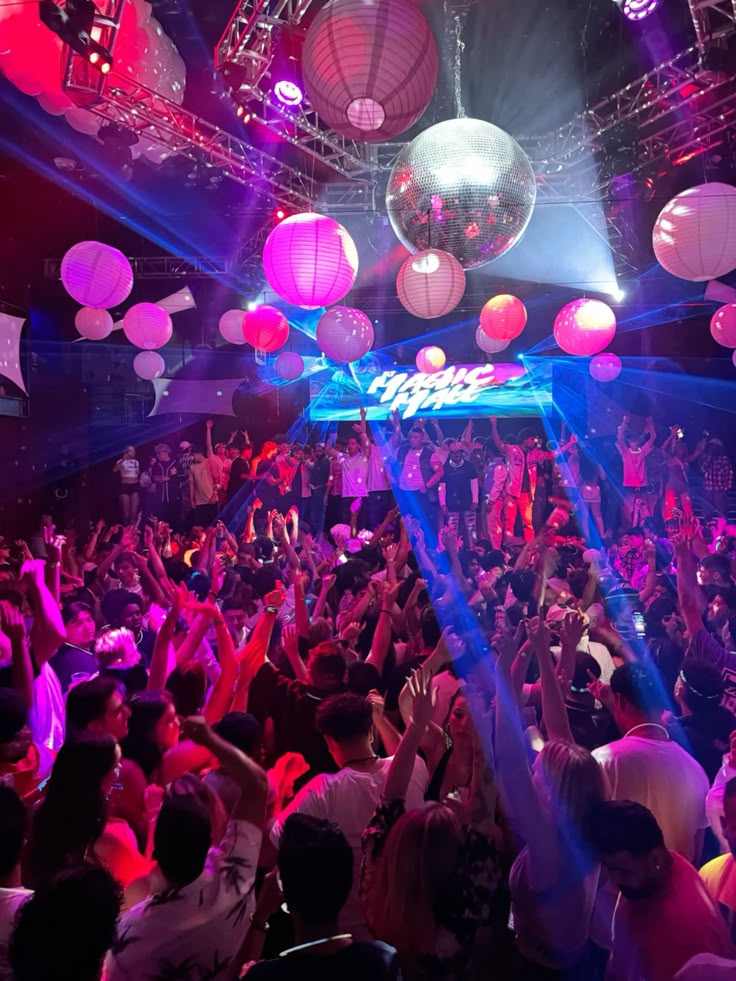 Nightclub DJ